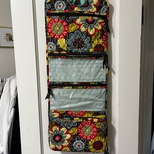 Vera Bradley hanging traveler organizer - Flower Shower